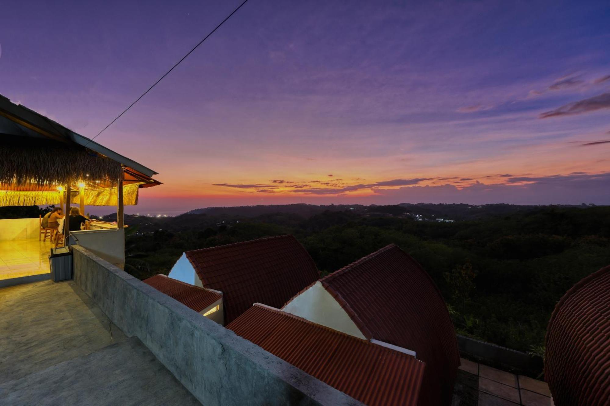 D Sebuluh Bungalow Batumadeg Экстерьер фото